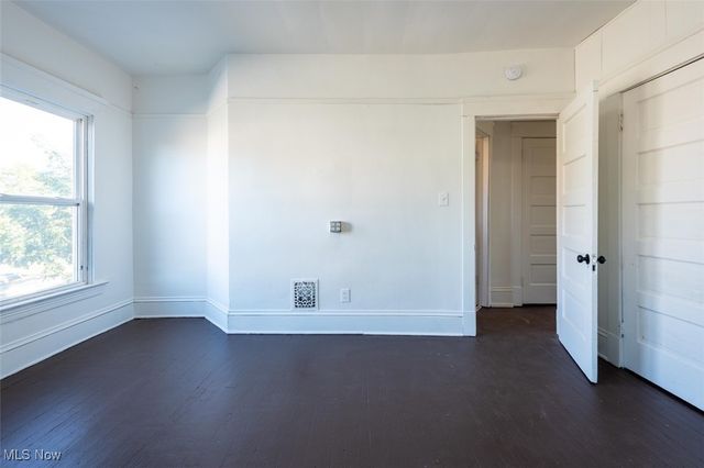 3300 W 98th Street, Cleveland, OH 44102