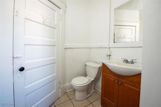 3300 W 98th Street, Cleveland, OH 44102