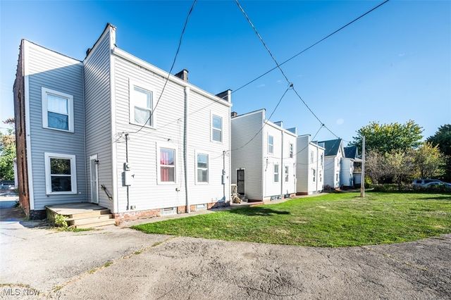 3300 W 98th Street, Cleveland, OH 44102