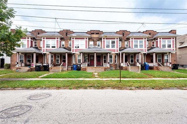 3300 W 98th Street, Cleveland, OH 44102