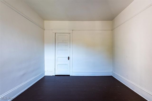 3300 W 98th Street, Cleveland, OH 44102