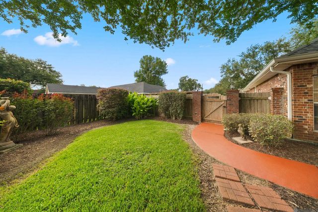 505 Trinity Dr, Thibodaux, LA 70301