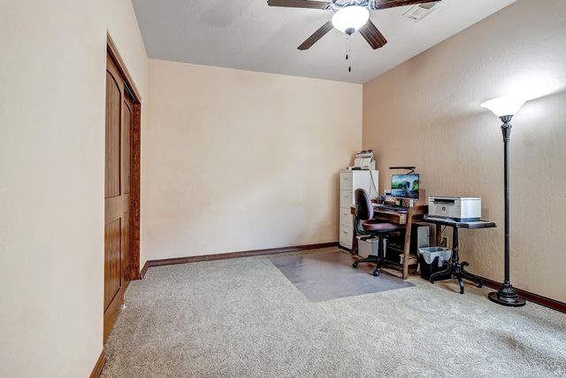 1712 Chisholm Trail NE, Rio Rancho, NM 87144