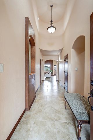 1712 Chisholm Trail NE, Rio Rancho, NM 87144