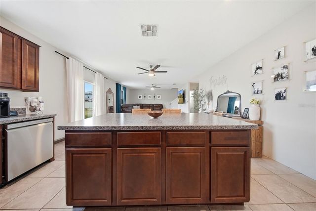 4910 BABBLING BROOK LANE, Wimauma, FL 33598