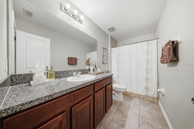 4910 BABBLING BROOK LANE, Wimauma, FL 33598