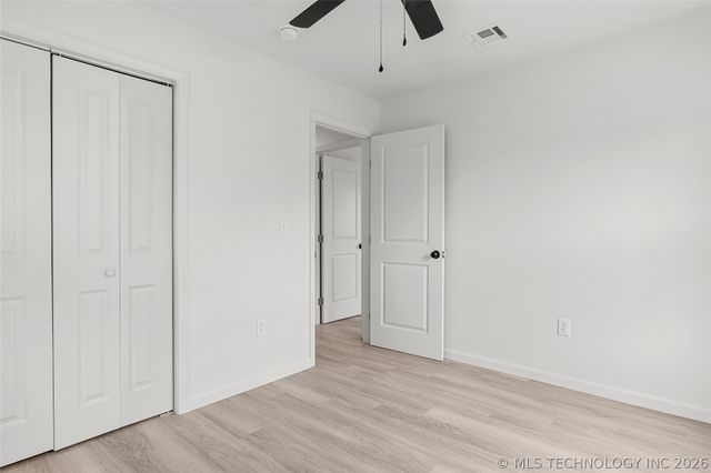 527 S 108th East Avenue, Tulsa, OK 74128