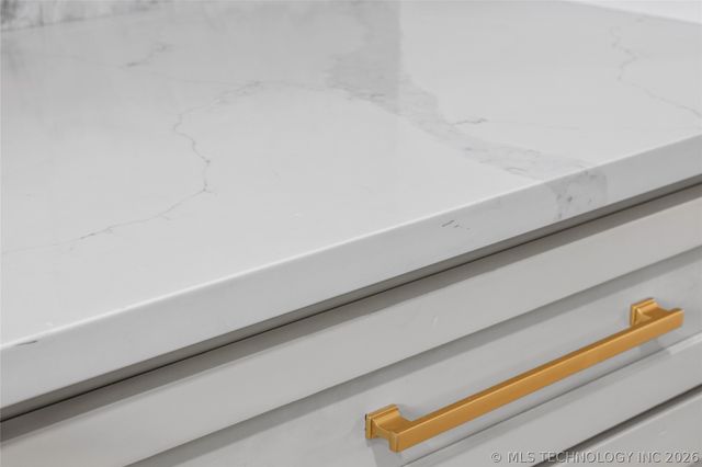 527 S 108th East Avenue, Tulsa, OK 74128