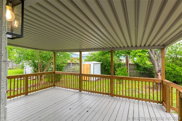 527 S 108th East Avenue, Tulsa, OK 74128