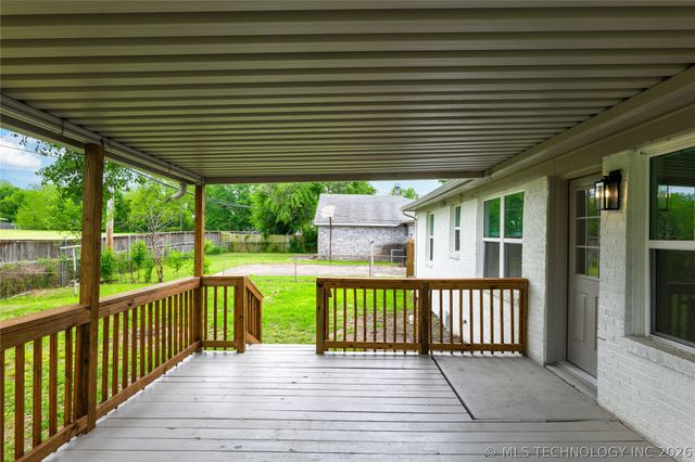 527 S 108th East Avenue, Tulsa, OK 74128