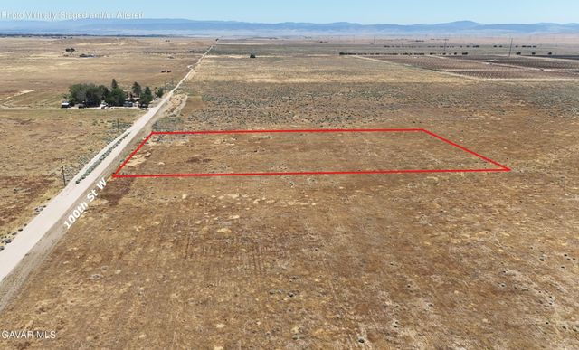 100th St W, Lancaster, CA 93536