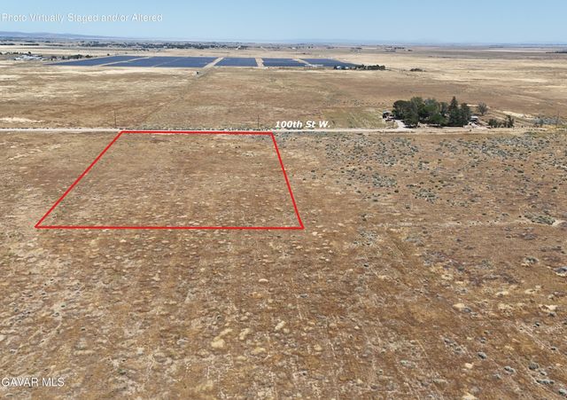 100th St W, Lancaster, CA 93536