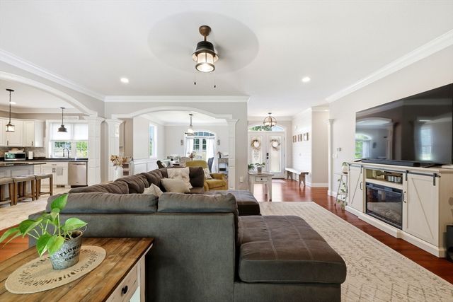 155 Parker Lane, Ludlow, MA 01056