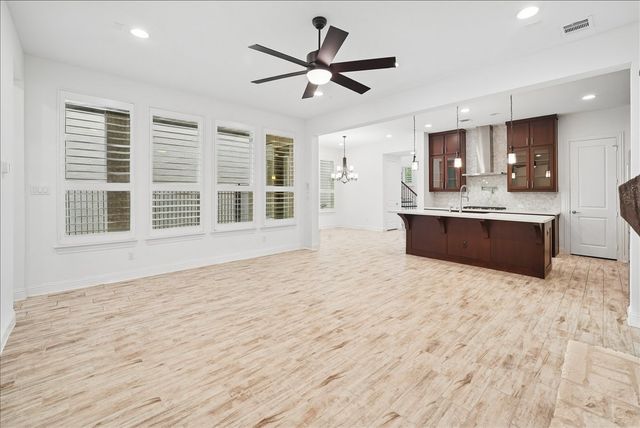 8047 Sunflower Lane, Dallas, TX 75252