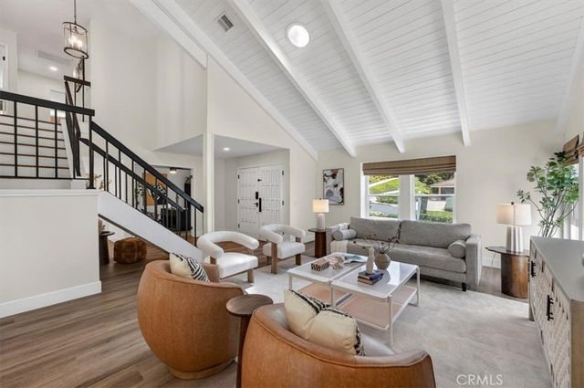 1070 S Road Runner, Anaheim, CA 92807