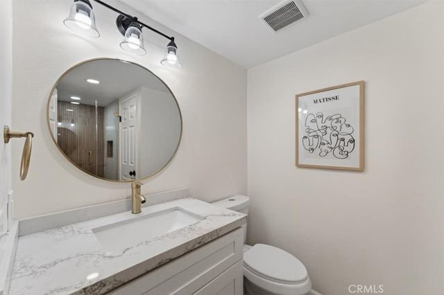 1070 S Road Runner, Anaheim, CA 92807