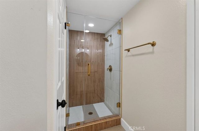 1070 S Road Runner, Anaheim, CA 92807