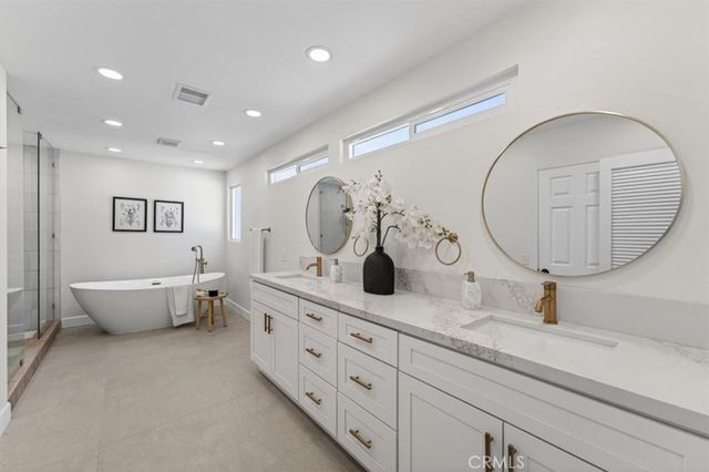 1070 S Road Runner, Anaheim, CA 92807