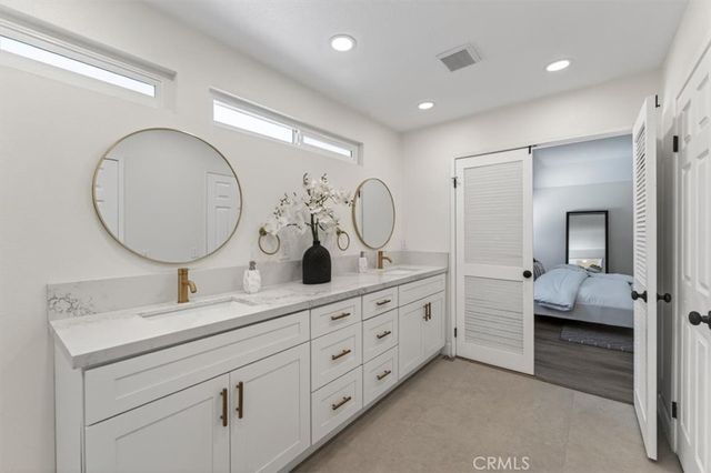 1070 S Road Runner, Anaheim, CA 92807