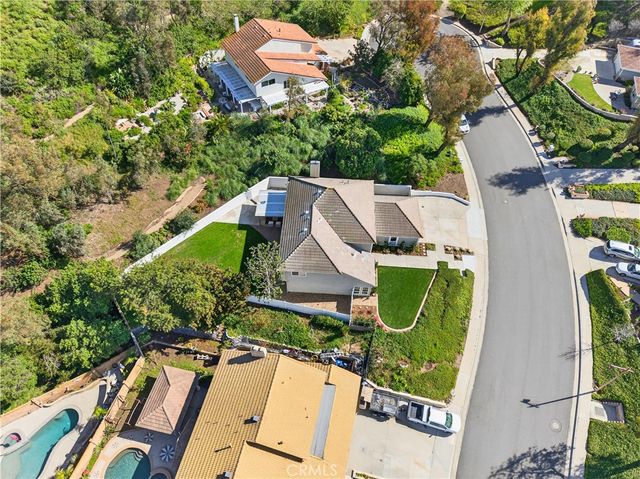 1070 S Road Runner, Anaheim, CA 92807