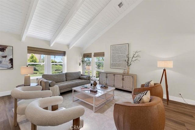 1070 S Road Runner, Anaheim, CA 92807