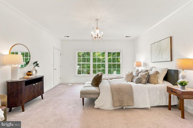 8610 HARTSDALE AVE, Bethesda, MD 20817