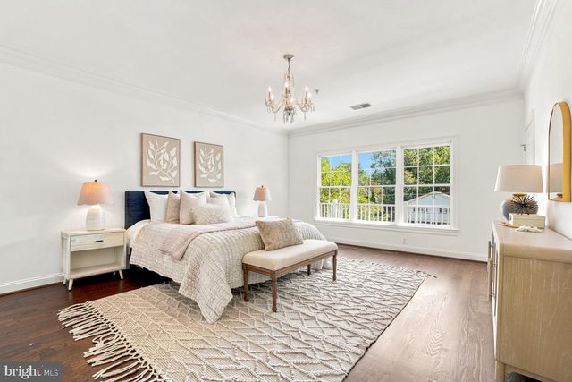 8610 HARTSDALE AVE, Bethesda, MD 20817