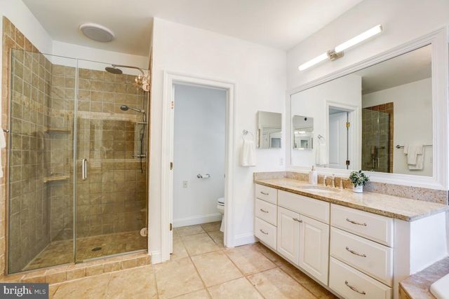 8610 HARTSDALE AVE, Bethesda, MD 20817