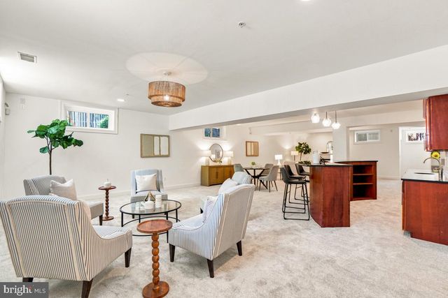 8610 HARTSDALE AVE, Bethesda, MD 20817