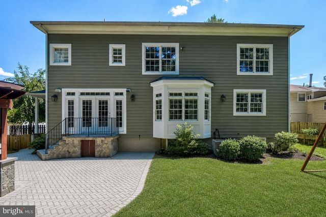 8610 HARTSDALE AVE, Bethesda, MD 20817