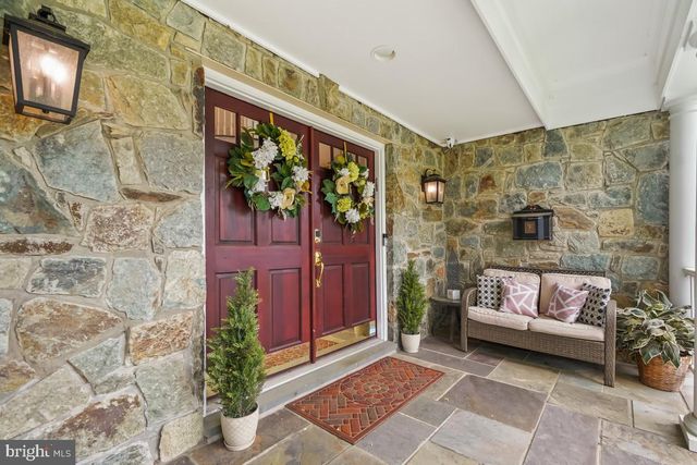 8610 HARTSDALE AVE, Bethesda, MD 20817