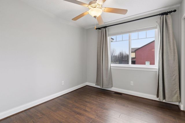 3154 Countryside Avenue B, Woodbury, MN 55129