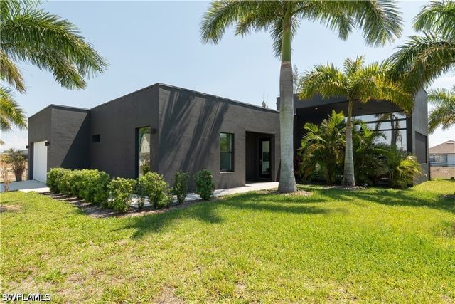 1620 SW 1st ST, Cape Coral, FL 33991