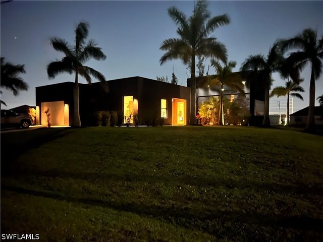 1620 SW 1st ST, Cape Coral, FL 33991