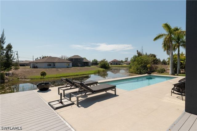 1620 SW 1st ST, Cape Coral, FL 33991