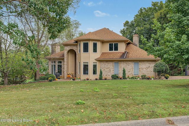 7642 Deer Meadow Dr, Louisville, KY 40241