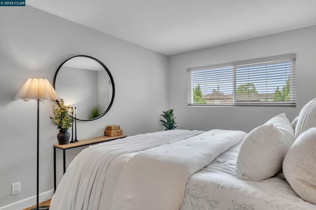 2137 Otis Dr 111, Alameda, CA 94501