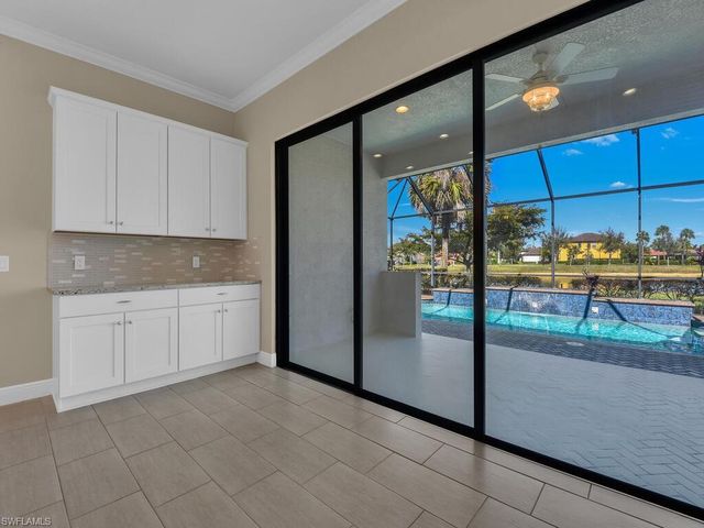 10093 Avalon Lake CIR, Fort Myers, FL 33913