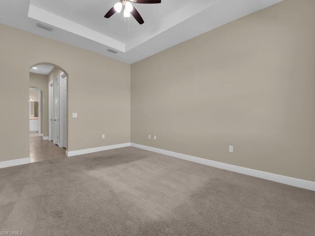 10093 Avalon Lake CIR, Fort Myers, FL 33913