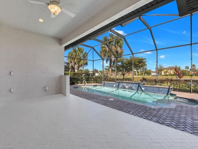 10093 Avalon Lake CIR, Fort Myers, FL 33913