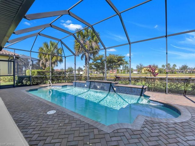 10093 Avalon Lake CIR, Fort Myers, FL 33913