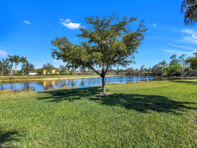 10093 Avalon Lake CIR, Fort Myers, FL 33913