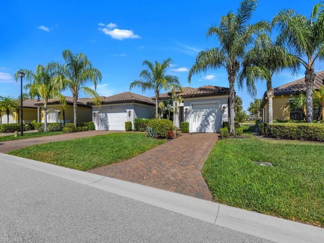 10093 Avalon Lake CIR, Fort Myers, FL 33913