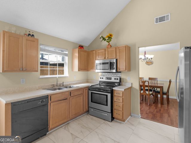 1647 Deer Crossing Way, Jonesboro, GA 30236