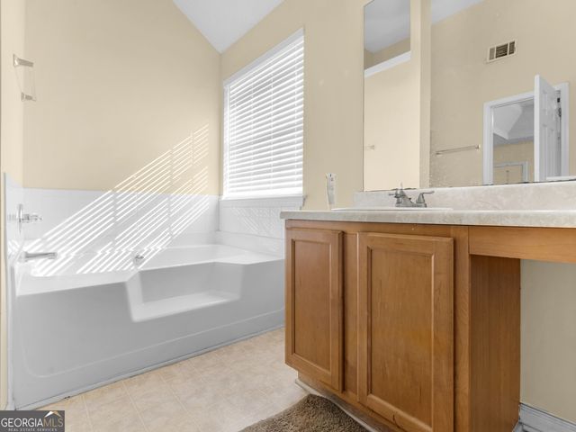 1647 Deer Crossing Way, Jonesboro, GA 30236