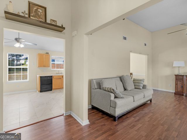 1647 Deer Crossing Way, Jonesboro, GA 30236