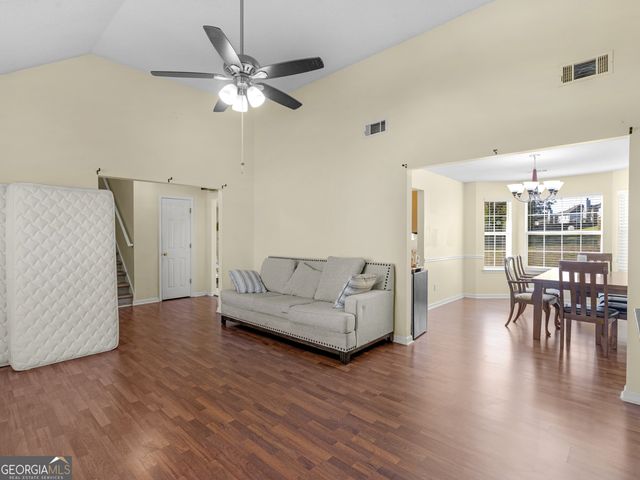 1647 Deer Crossing Way, Jonesboro, GA 30236