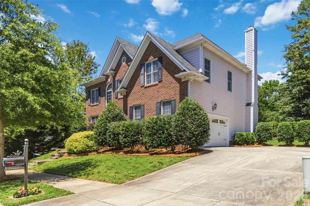 7915 Bytham Castle Drive, Huntersville, NC 28078