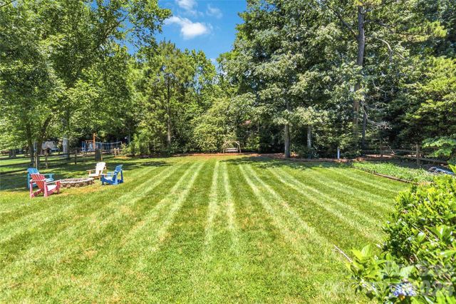 7915 Bytham Castle Drive, Huntersville, NC 28078