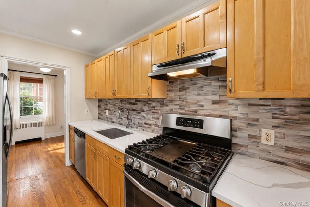 4 Fieldstone Drive 61, Hartsdale, NY 10530